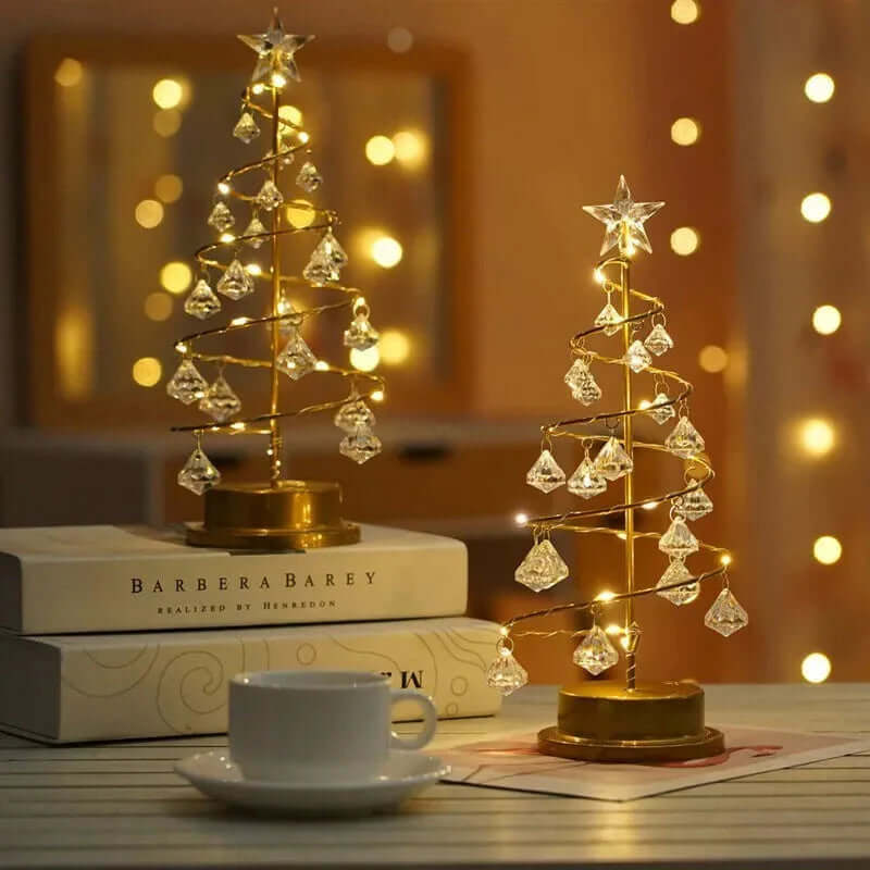 Albero di Natale LED elegante con luce calda per atmosfera festiva