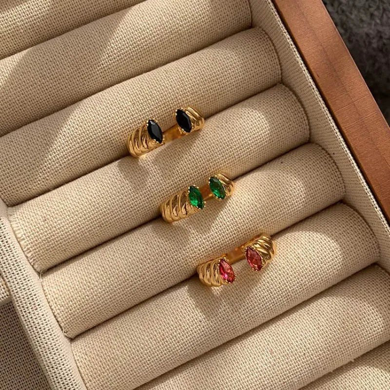 Anello doppio con zirconi avvolgente
