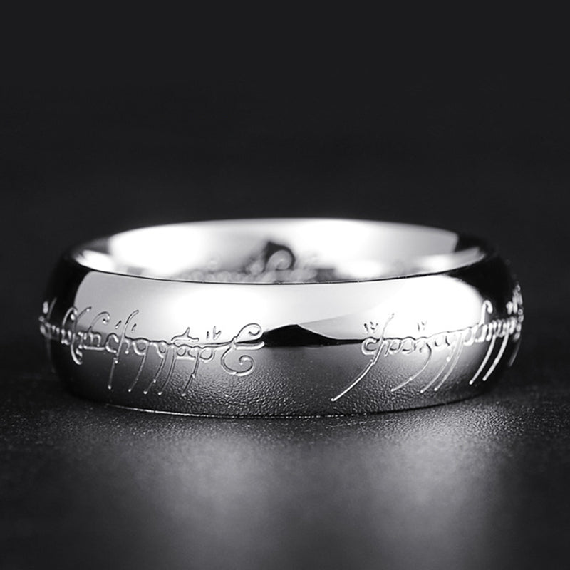 Anello fosforescente con incisione runica fantasy ipoallergenico senza nichel che assorbe la luce