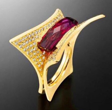 Anello vintage con pietre rosse e zirconi per donna