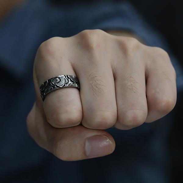 Anello vintage in argento puro