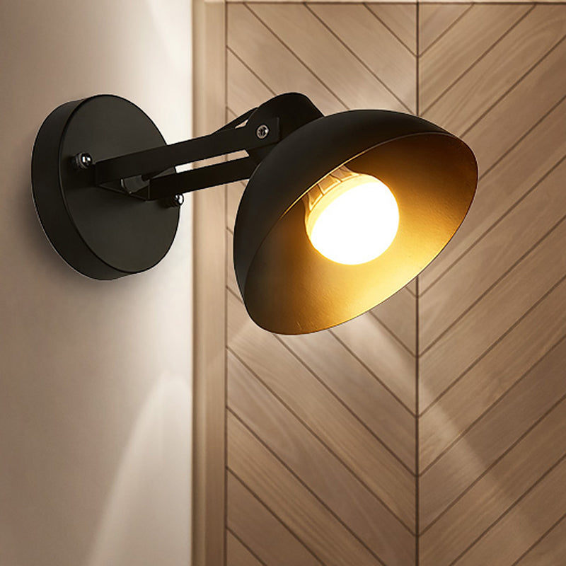 Applique da parete industriale in metallo nero con cupola – 1 luce