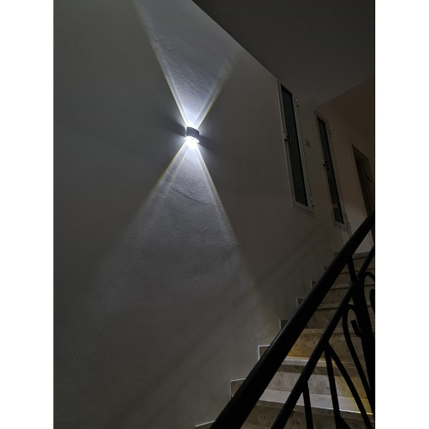 Applique LED da parete per esterni e interni