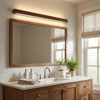 Applique lineare in legno con luce sottile