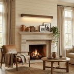 Applique lineare in legno con luce sottile