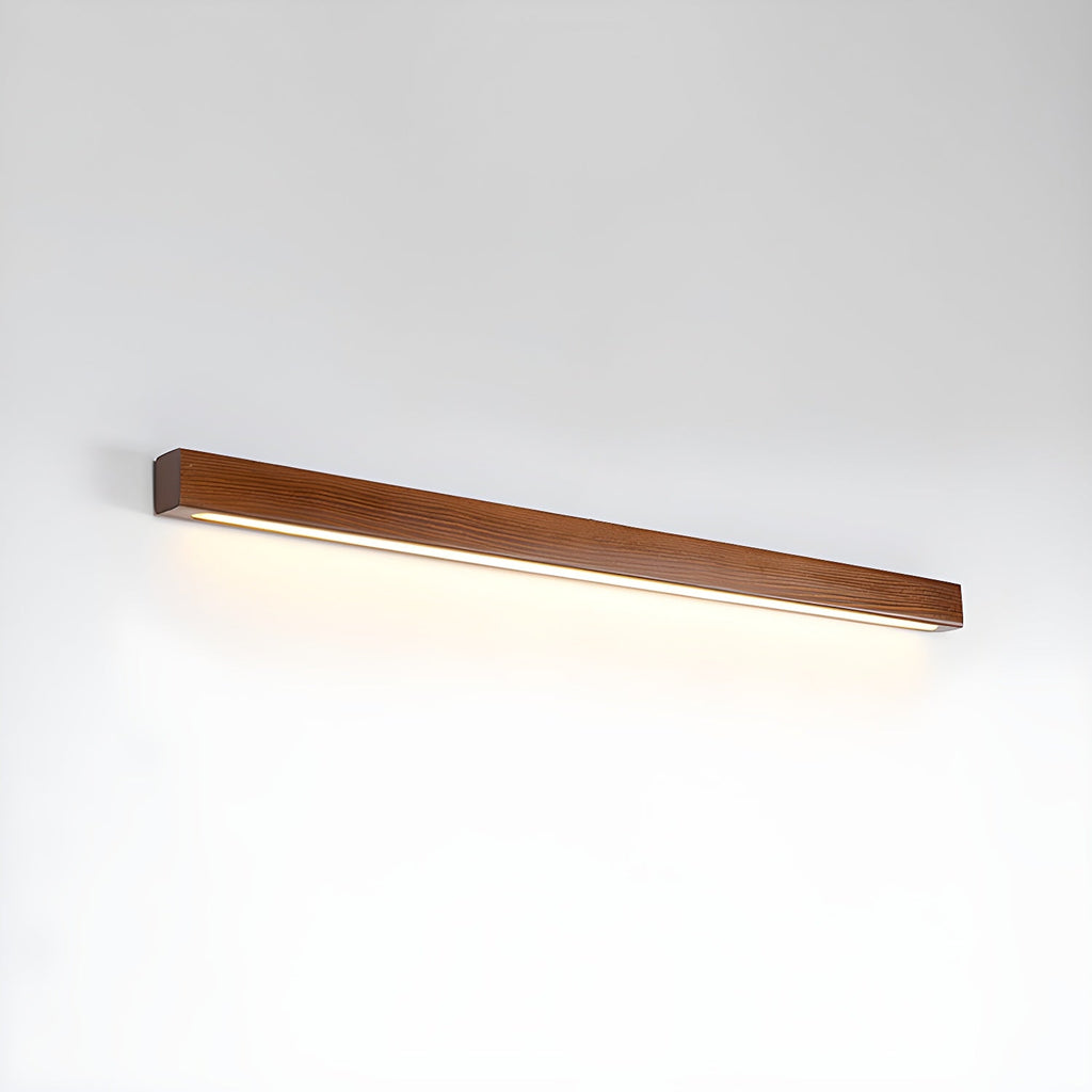 Applique lineare in legno con luce sottile