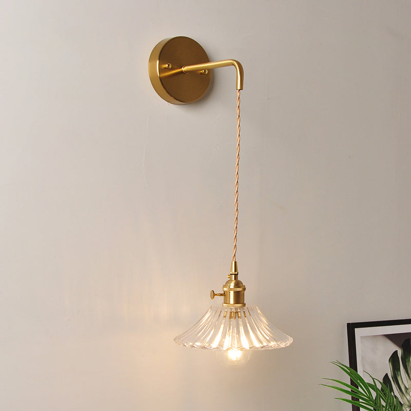 Applique da parete industriale 1 luce con paralume in vetro trasparente per comodino