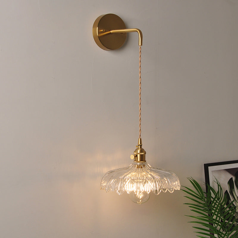 Applique da parete industriale 1 luce con paralume in vetro trasparente per comodino