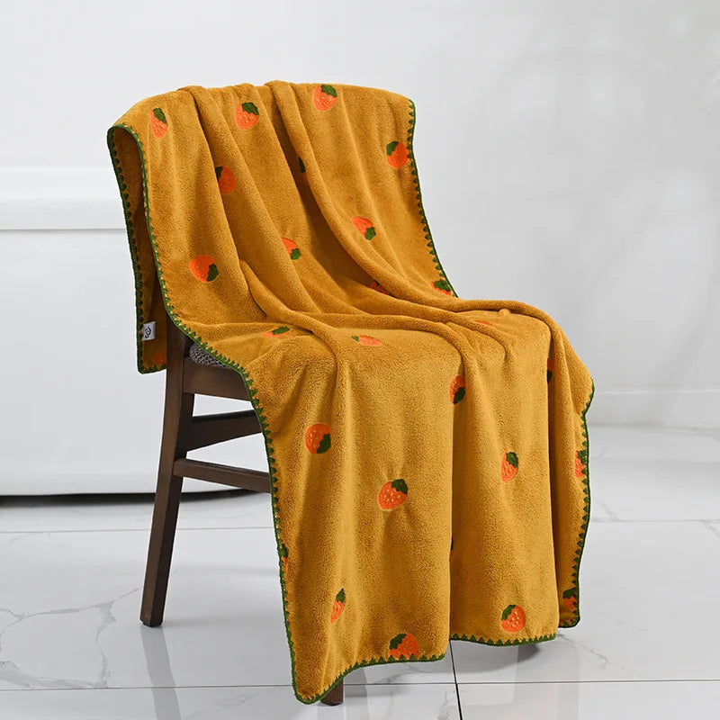 Asciugamano Effie con ricami di frutta
