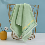Asciugamano in cotone con eleganti righe