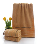 Asciugamano in cotone con eleganti righe