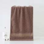 Asciugamano in cotone con eleganti righe