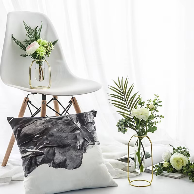 Base elegante per composizioni floreali di stile