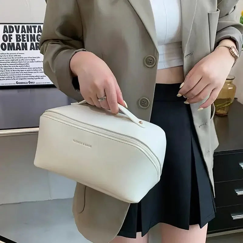 Beauty case Bagmira grande e idrorepellente