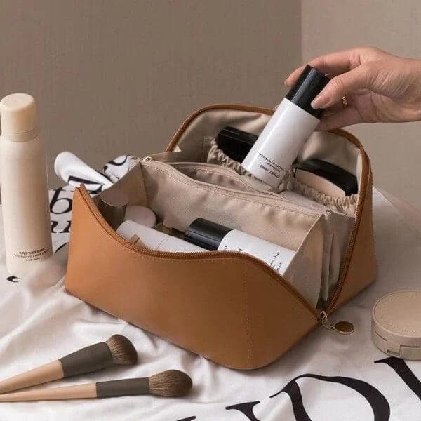 Beauty case BellaPack con apertura larga, impermeabile e scomparti regolabili