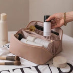 Beauty case BellaPack con apertura larga, impermeabile e scomparti regolabili
