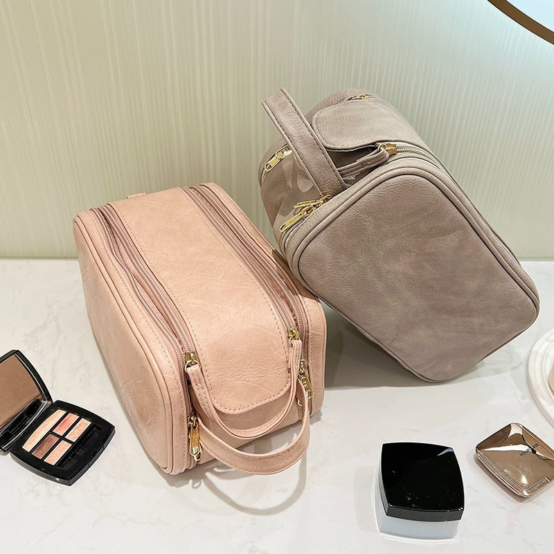 Beauty case da viaggio capiente con scomparti