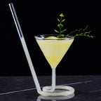 Bicchiere geometrico per vino e cocktail