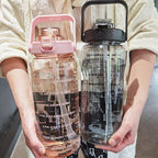 Borraccia in plastica da 2 litri per idratazione quotidiana