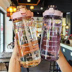 Borraccia in plastica da 2 litri per idratazione quotidiana