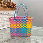 Borsa a mano giocosa con fiore e fiocco