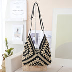 Borsa a spalla artigianale in materiali naturali