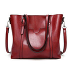 Borsa a tracolla capiente in similpelle