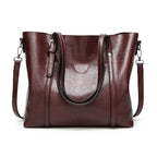 Borsa a tracolla capiente in similpelle