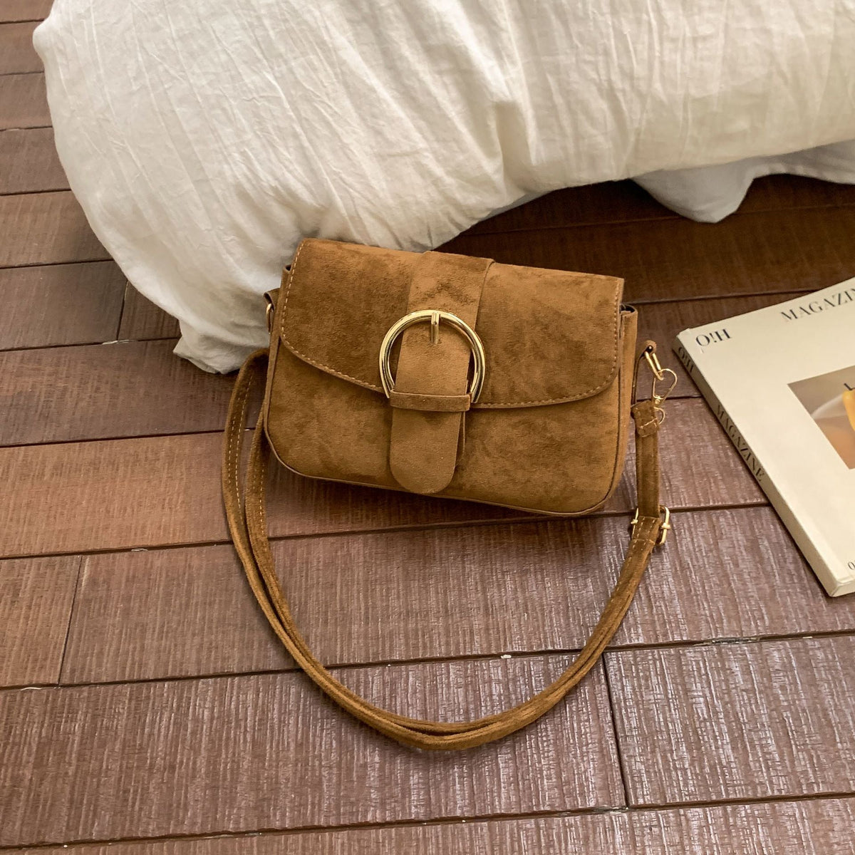Borsa a tracolla elegante in camoscio