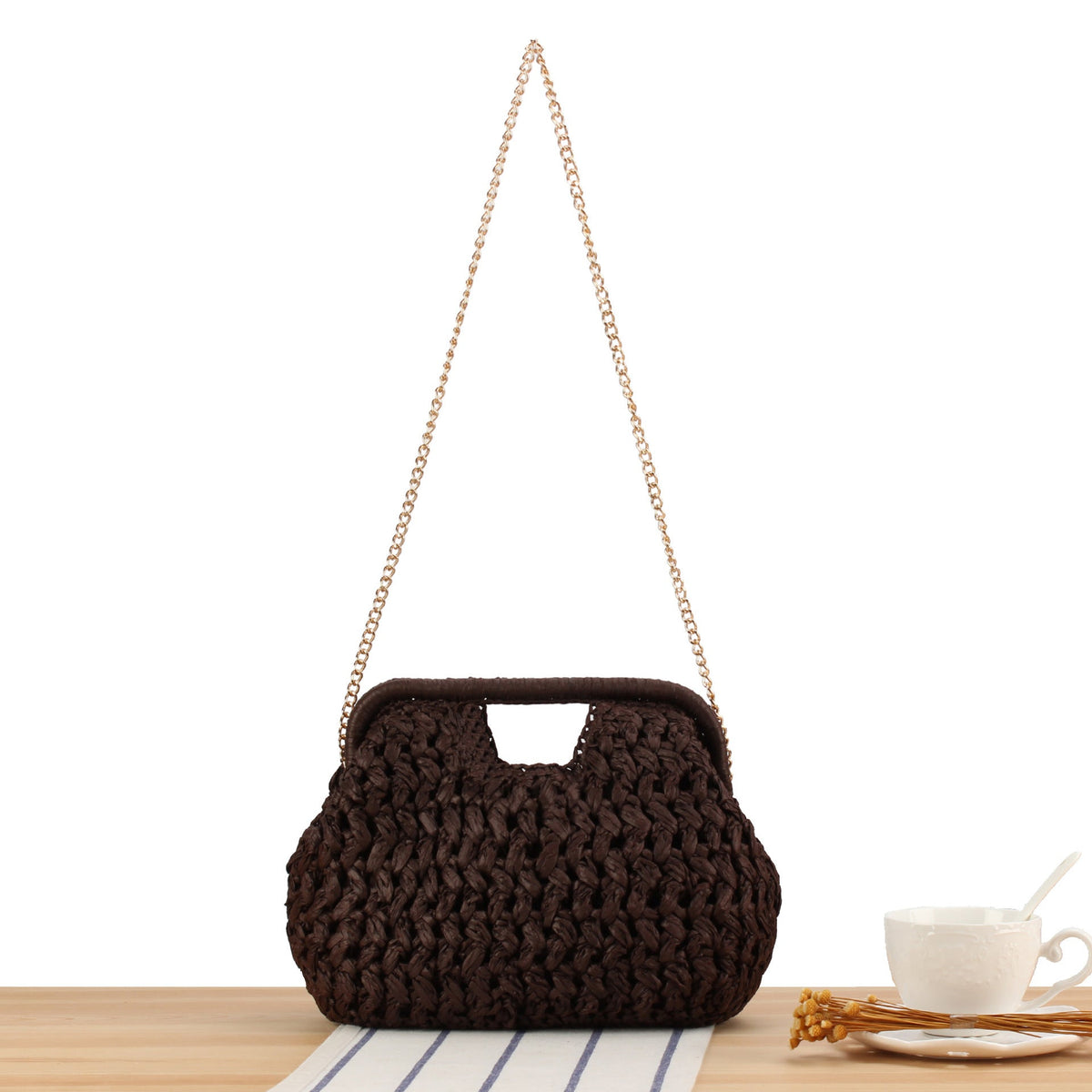 Borsa intrecciata a mano effetto cesto