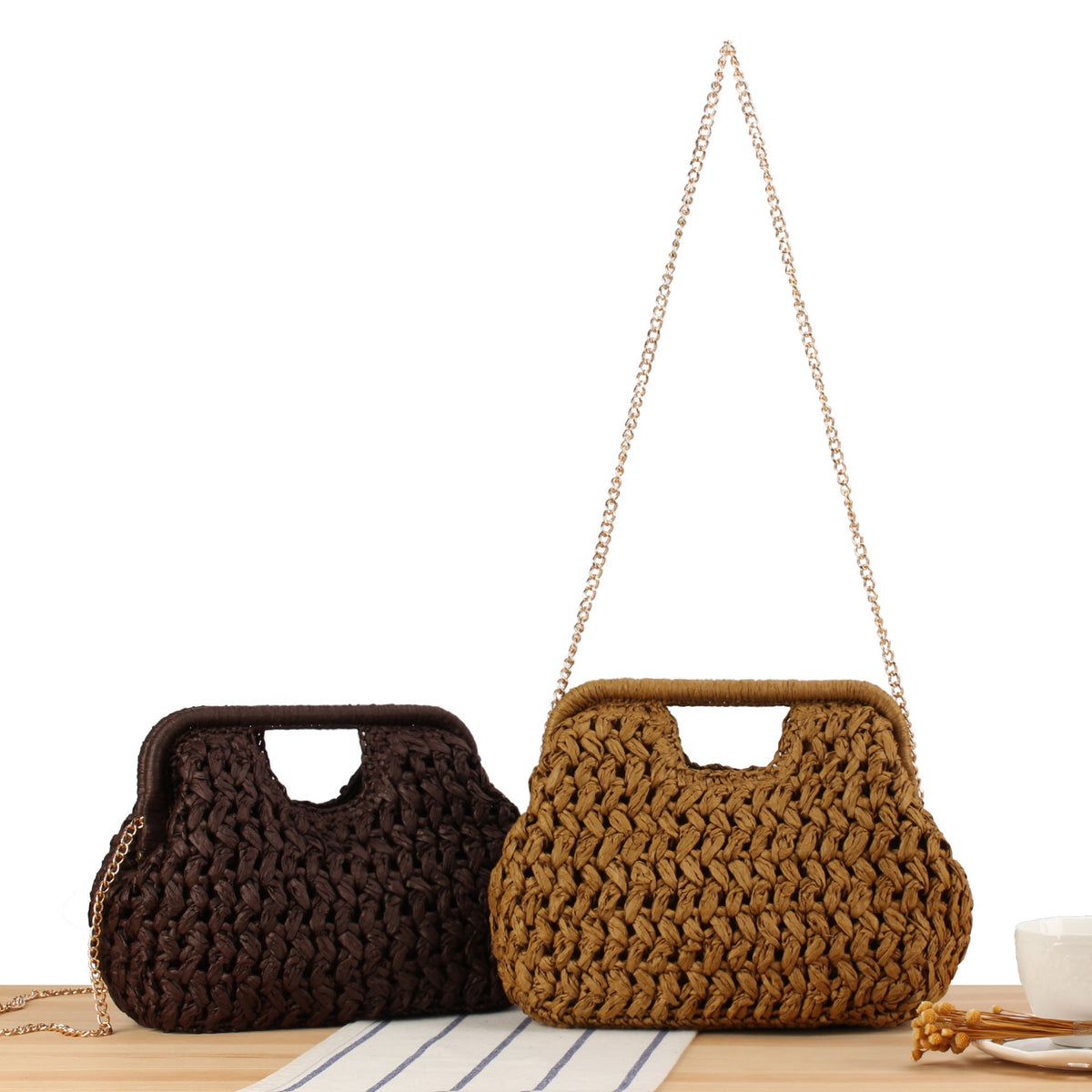Borsa intrecciata a mano effetto cesto