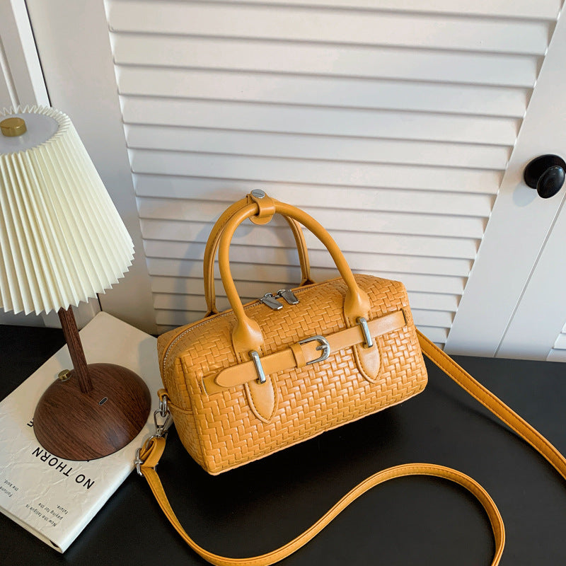 Borsa intrecciata elegante
