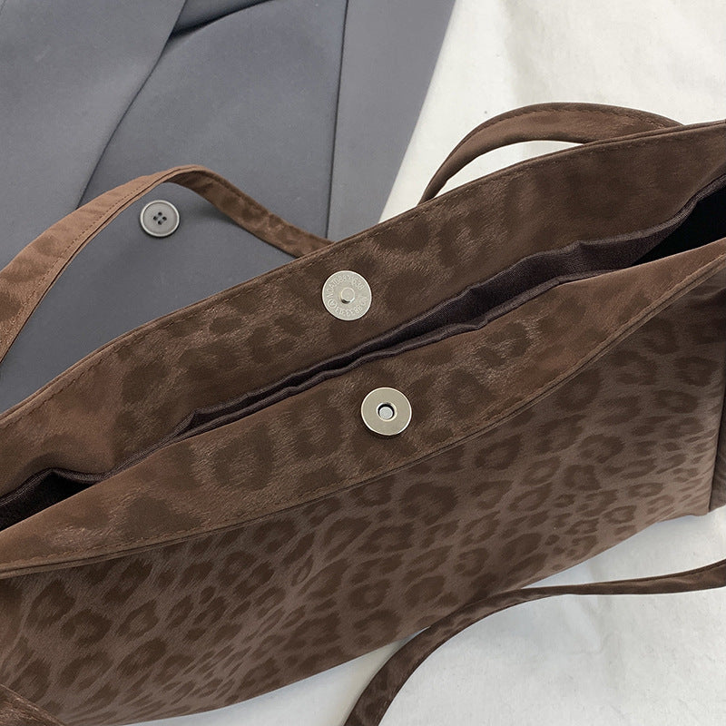 Borsa tote a spalla in camoscio testurizzato
