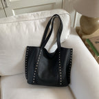 Borsa tote in pelle con borchie