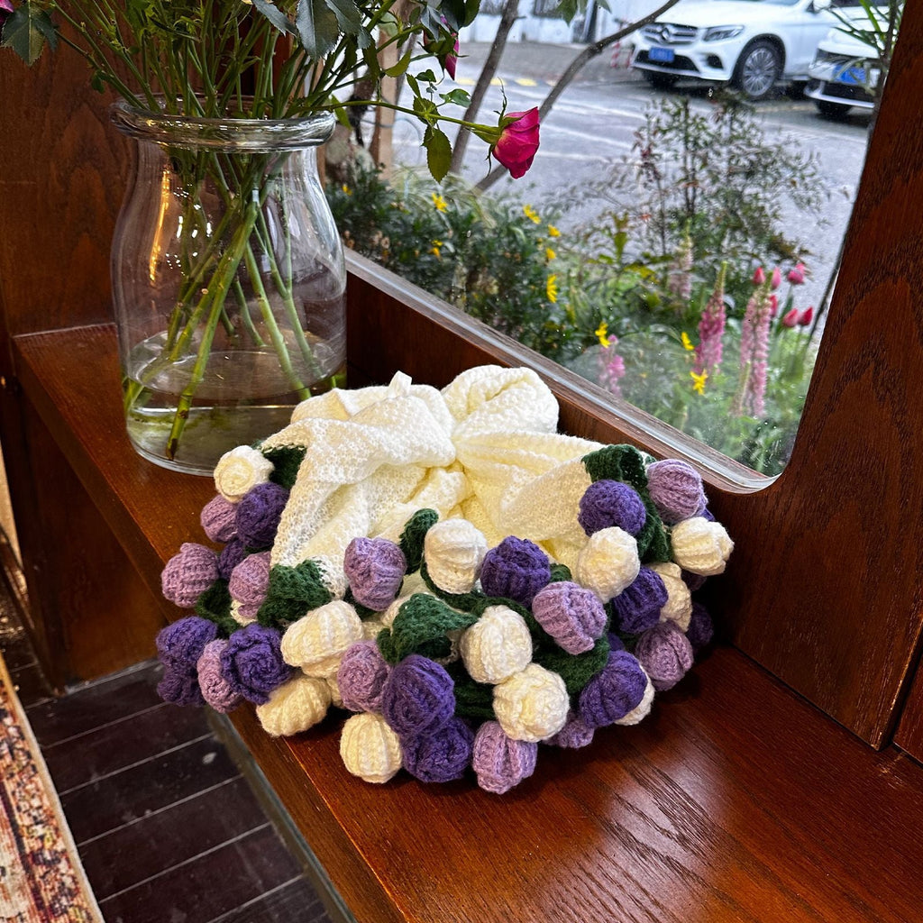 Bouquet di fiori decorativi