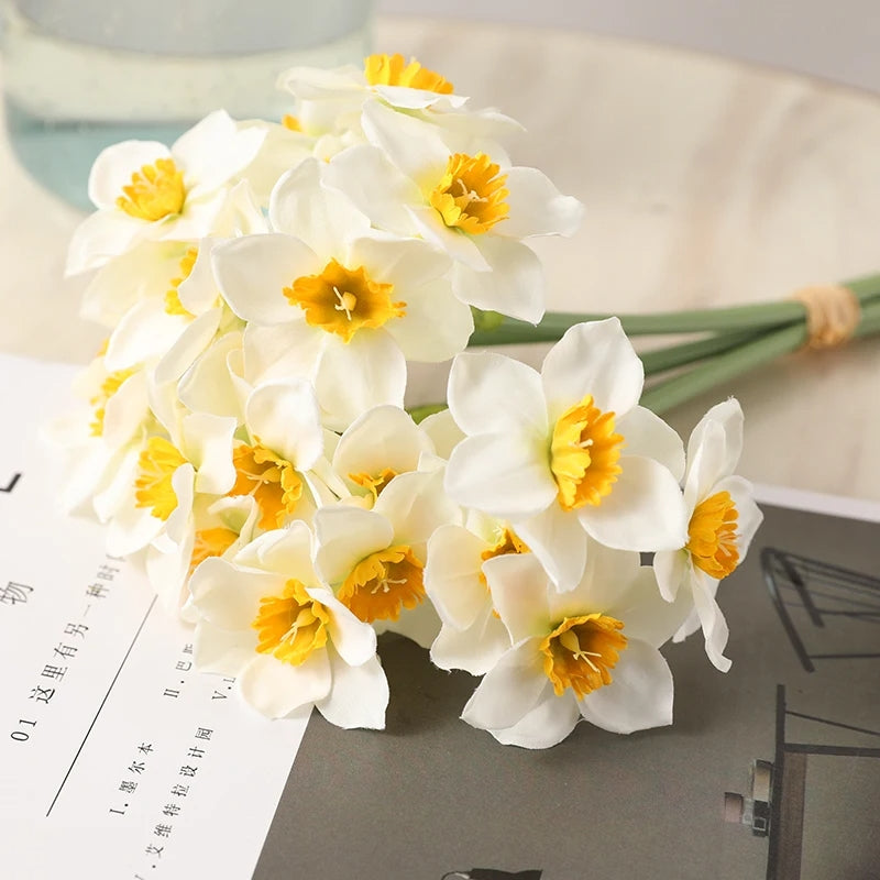 Bouquet di narcisi artificiali in seta – 6 pezzi