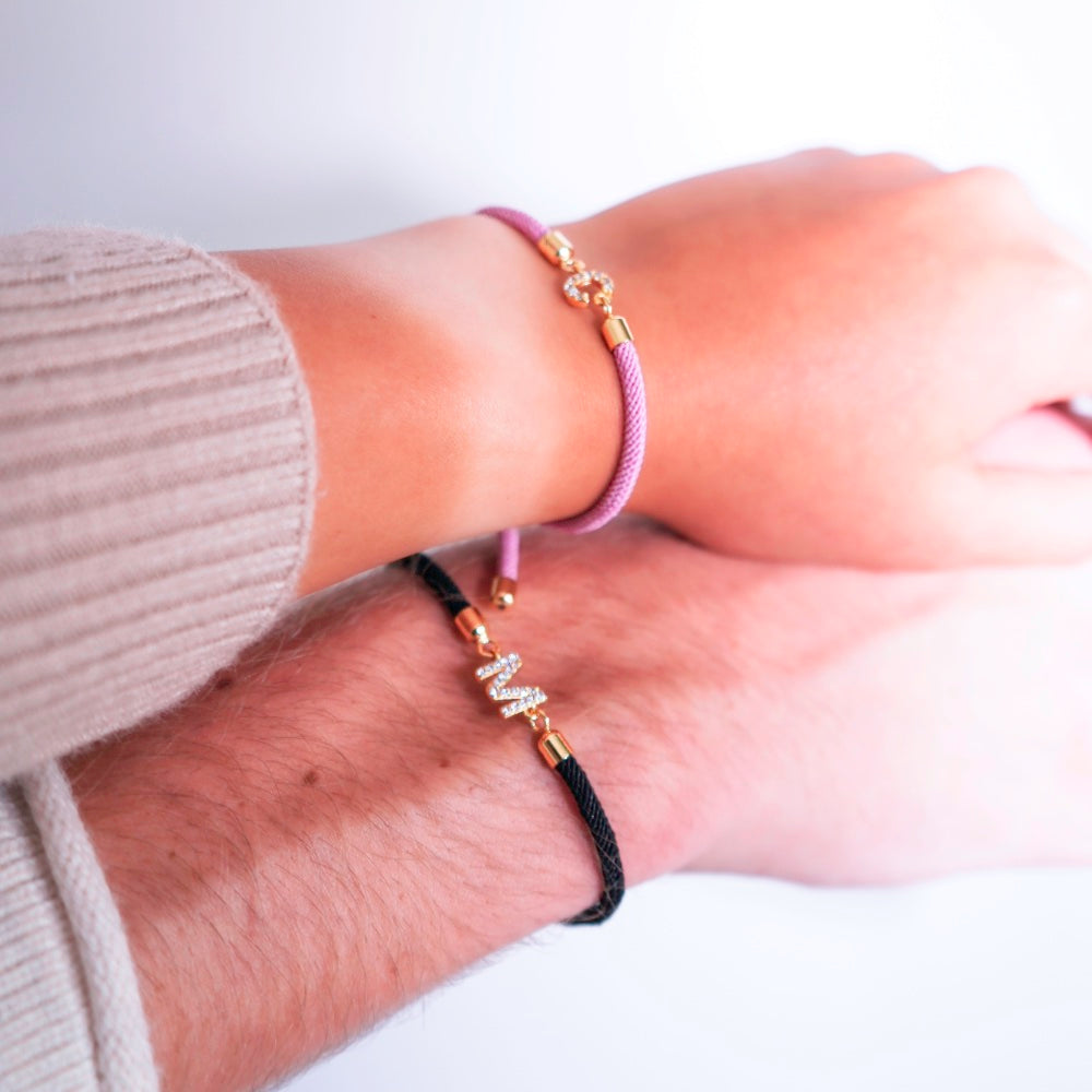 Bracciale regolabile con iniziale personalizzata