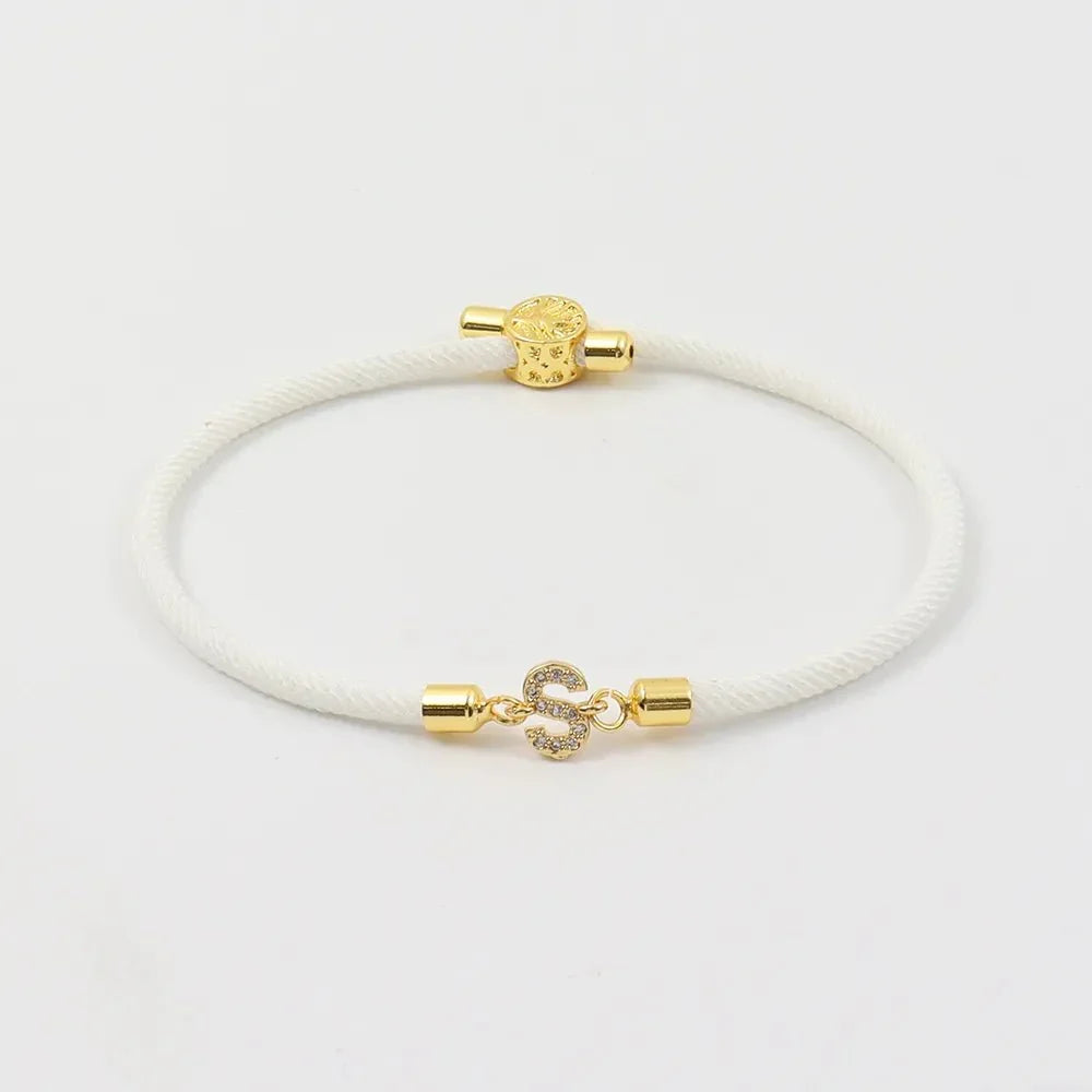Bracciale regolabile con iniziale personalizzata