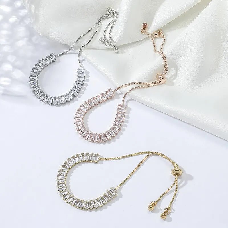 Bracciale tennis regolabile con cristalli baguette