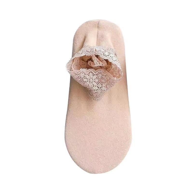 Calzini caldi con pizzo elegante