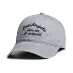 Cappellino donna con ricamo di qualità