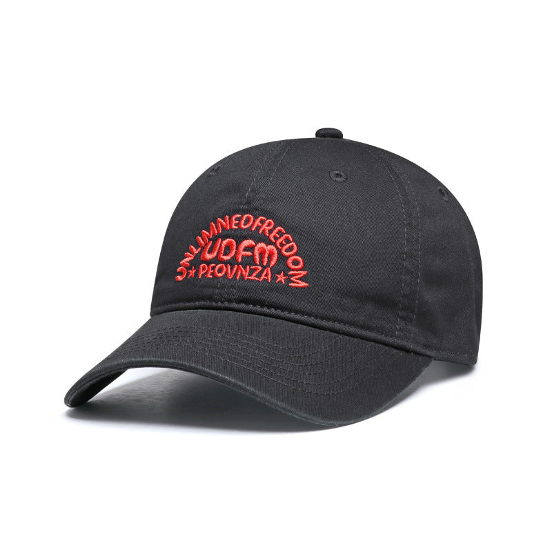 Cappellino donna con scritta trendy