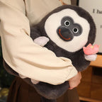 Carys il peluche scimmietta colobo adorabile