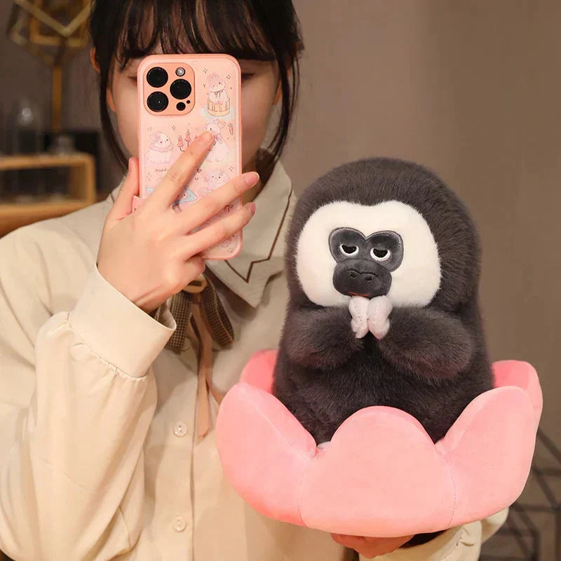 Carys il peluche scimmietta Colobus