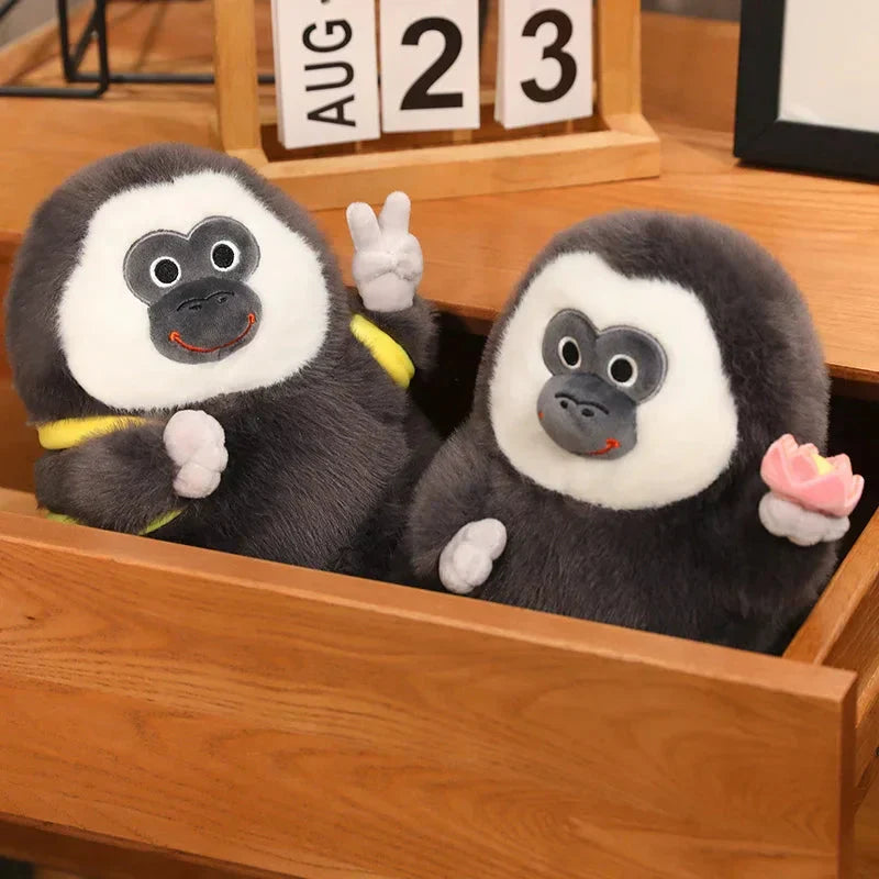 Carys il peluche scimmietta Colobus