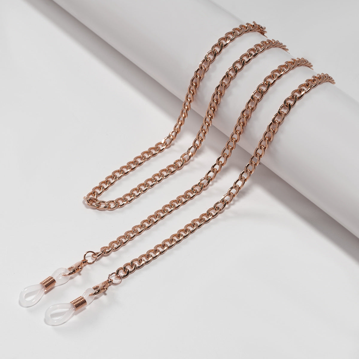 Catena elegante