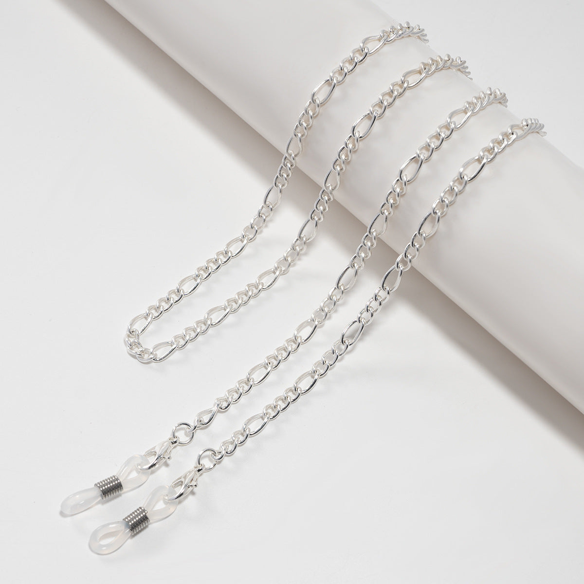 Catena elegante