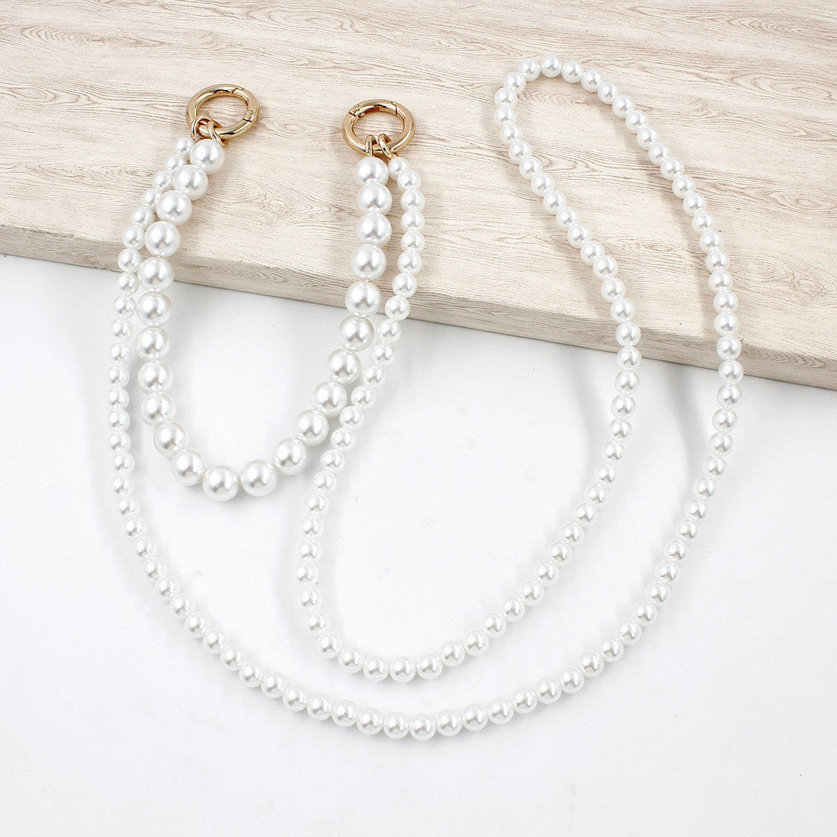 Catena elegante