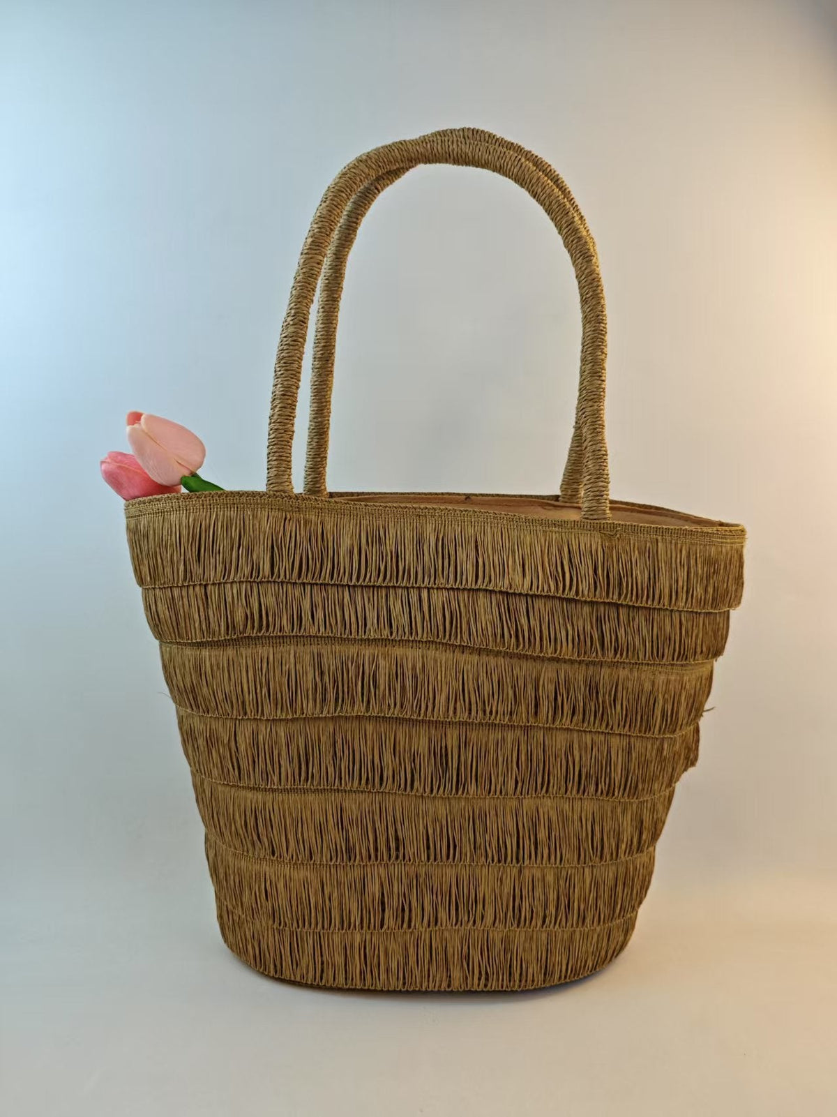 Cesta da spiaggia con parasole classico
