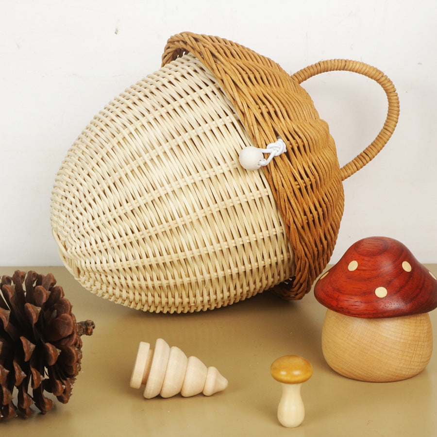 Cesto portaoggetti in vimini decorativo